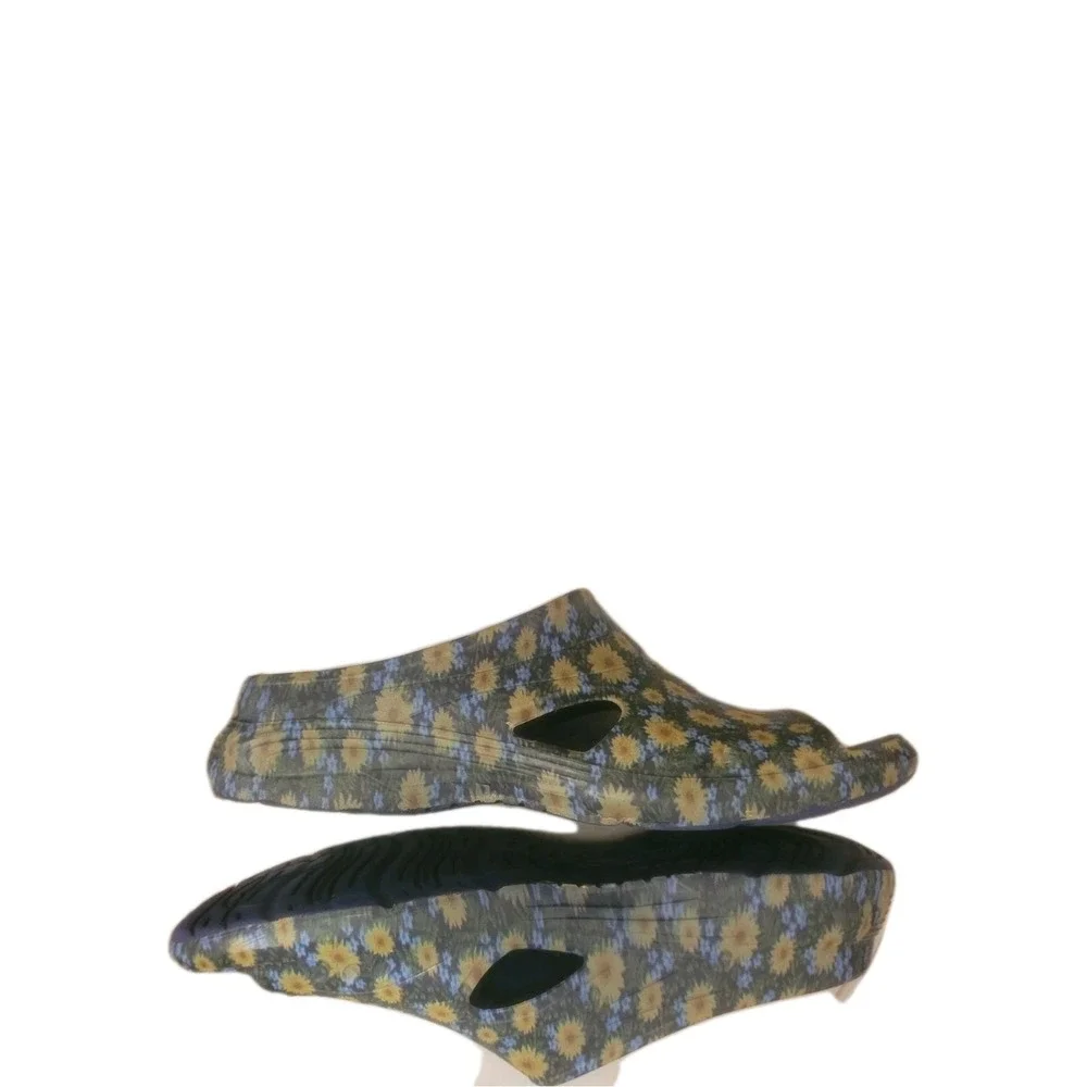 Easy Spirit Setess Sunflower Comfort Shoes Waterproof Rubber Womens Size 11M NEW